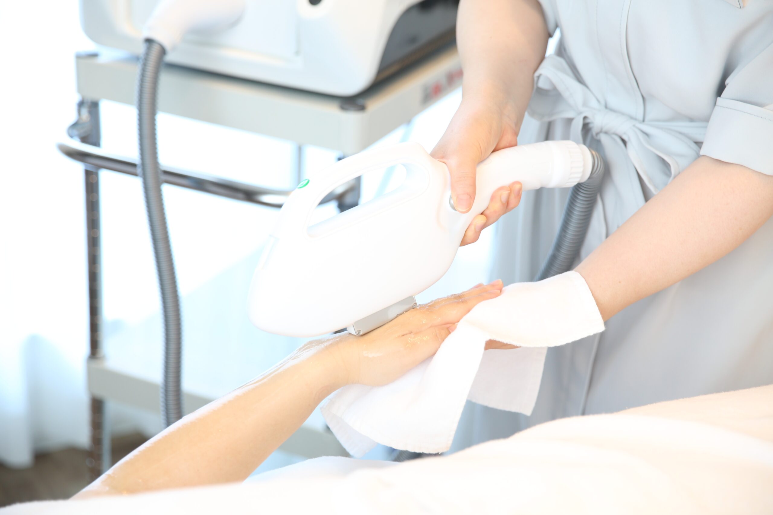 ★新規〔脱毛〕【全身脱毛箇所から選べる、お好きな1パーツ脱毛】2,200円　12/30まで♪